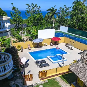  Villa Takuma Boutque & Jamaica